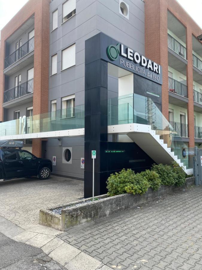 Appartamento Golia Con Parcheggio Vicenza Exterior photo